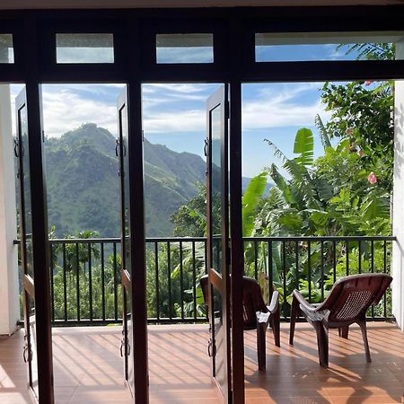 Adam'S Apple Homestay Ела Стая снимка